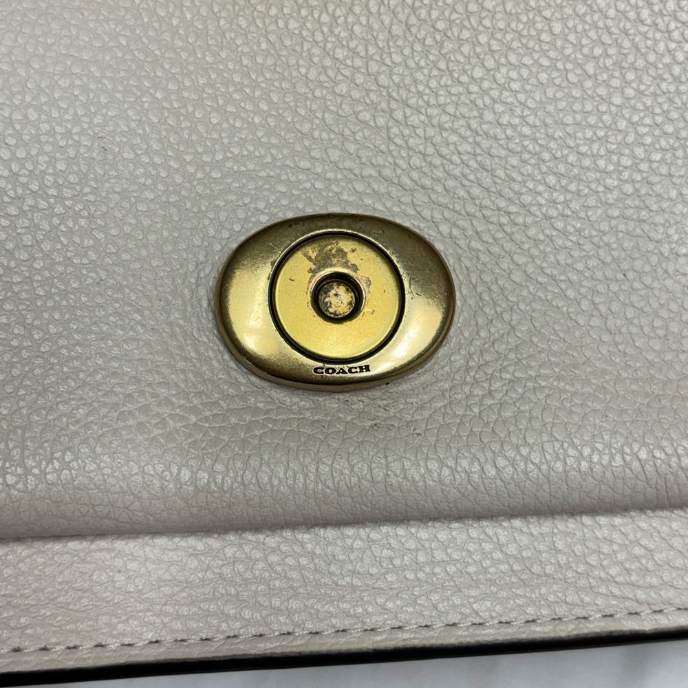Coach Tabby 26 Shoulder Bag in Polished Pebble Leather - Chalk - Picture 10 of 16